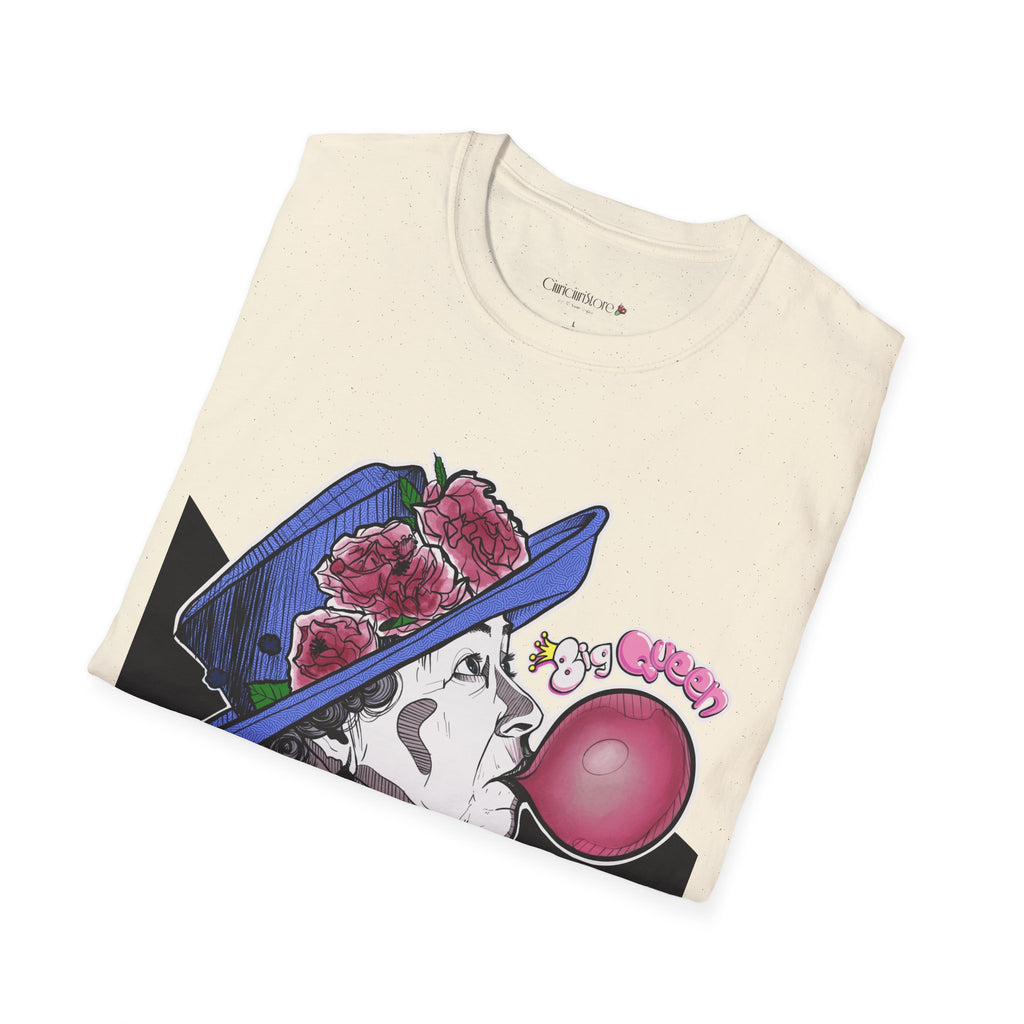 Big Queen Regina  T-Shirt