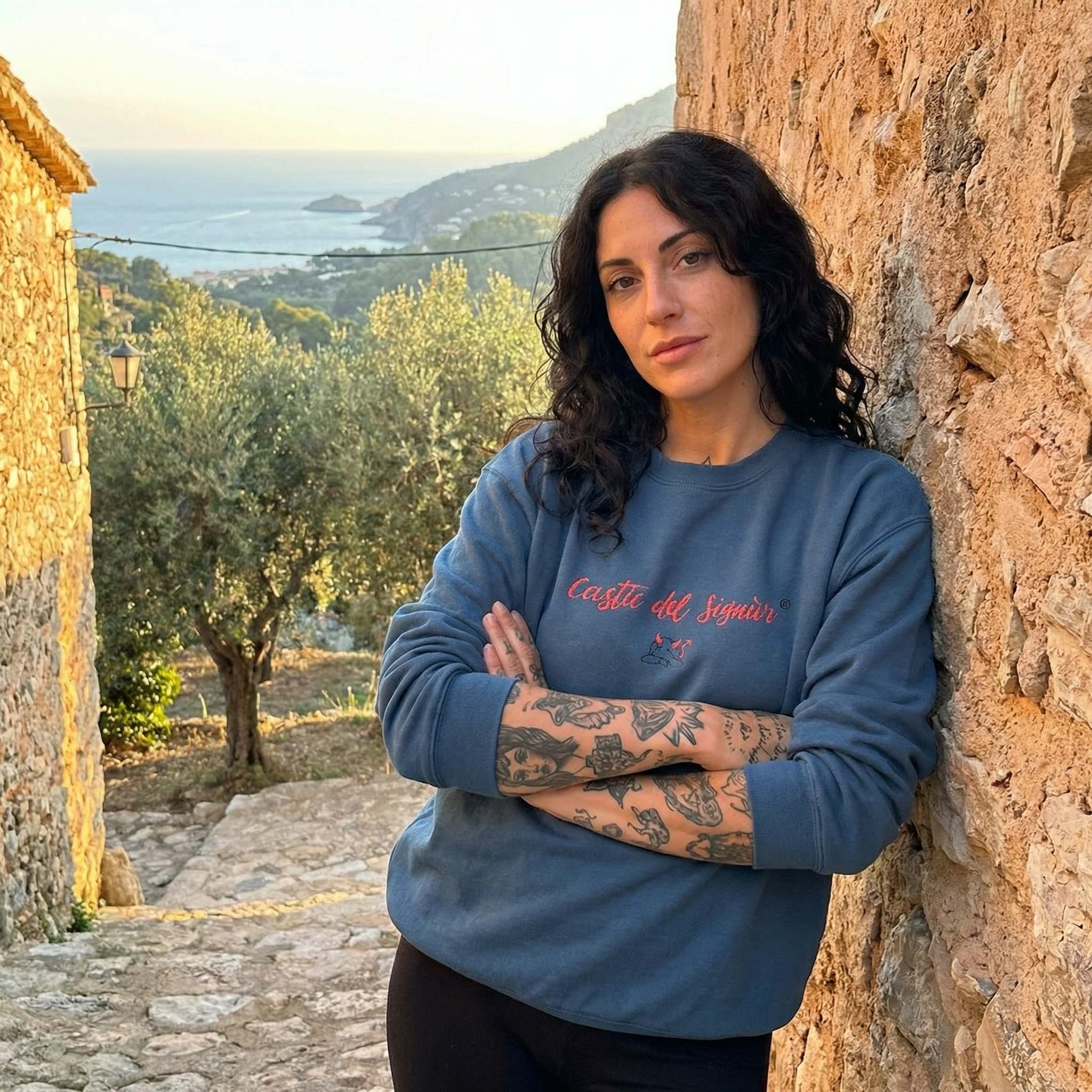 Felpa girocollo - Castic del signur 😈- Valtellina street - ricamo PREMIUM